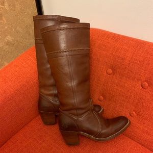 Frye Jane 14L Boot - size 8.5